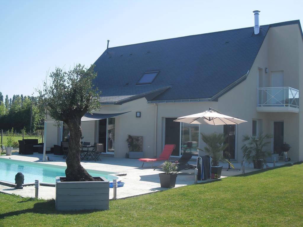 Le Champ De La Ferme Bed & Breakfast Saint-Gervais en-Belin Oda fotoğraf